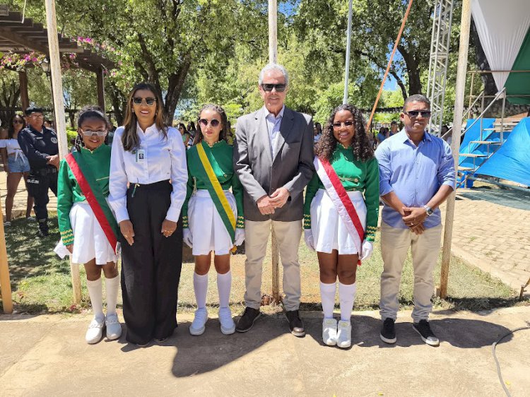 Prefeitura de Capitão Enéas, por meio da Secretaria de Educação, realizou com grande orgulho o Desfile Cívico de 7 de Setembro